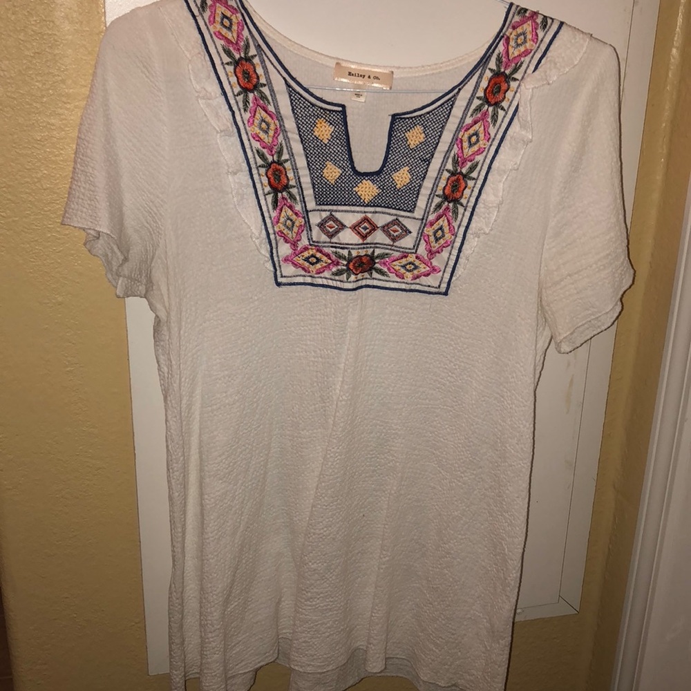 Hailey & Co. top